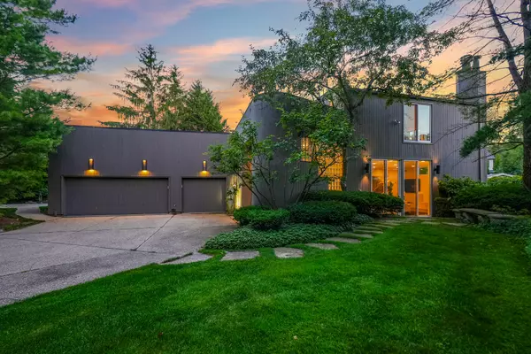 Glencoe, IL 60022,96 HARBOR ST