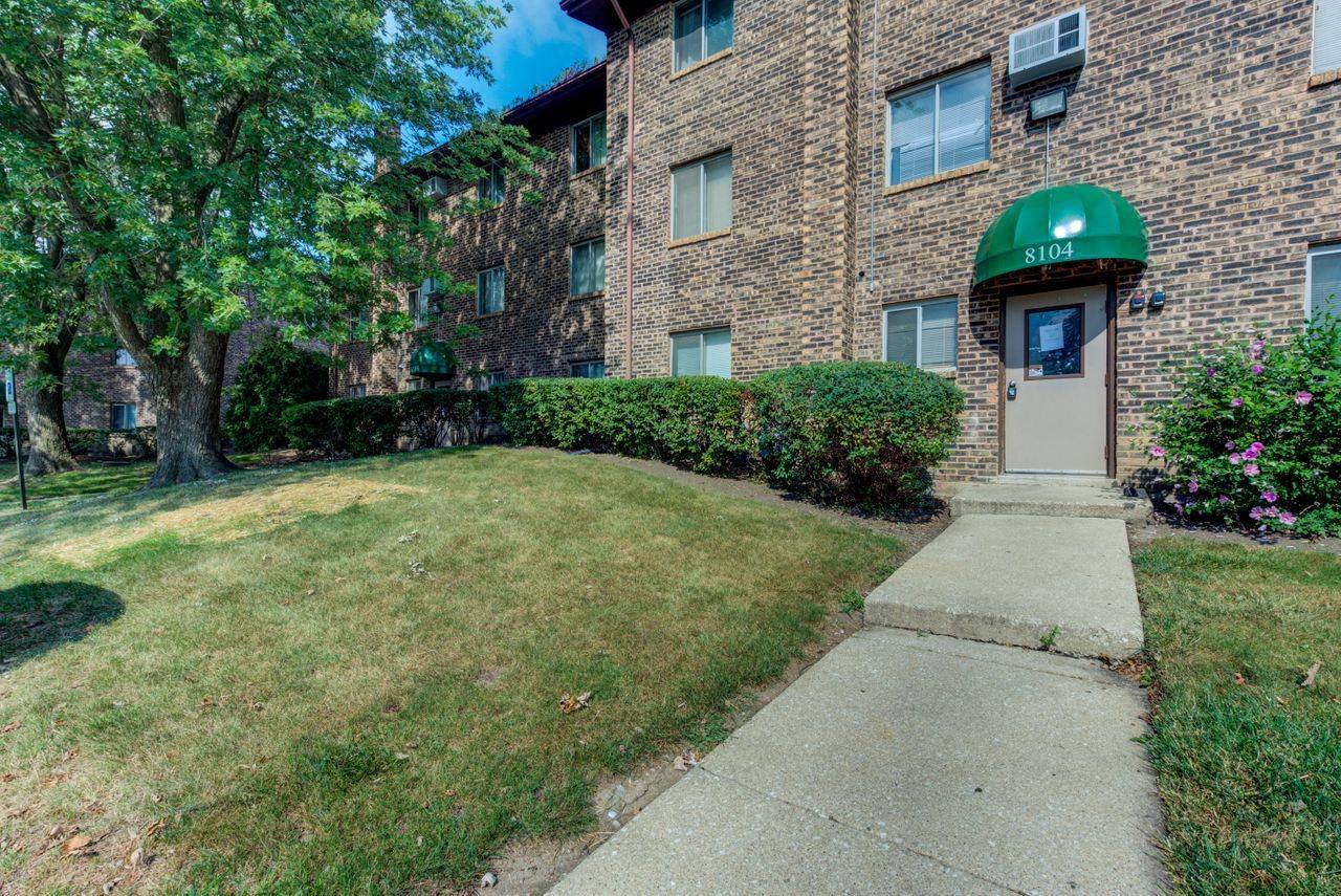 8108 WATERBURY CT #407, Woodridge, IL 60517