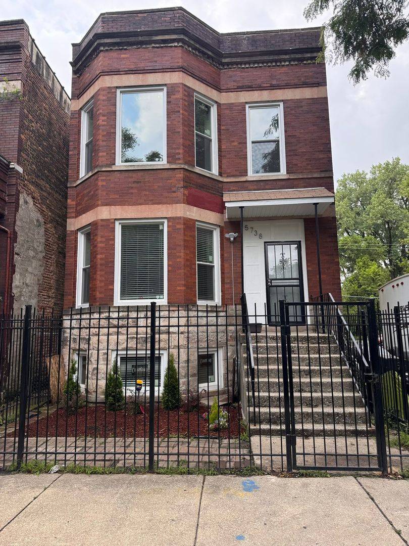 5738 S Carpenter ST, Chicago, IL 60621