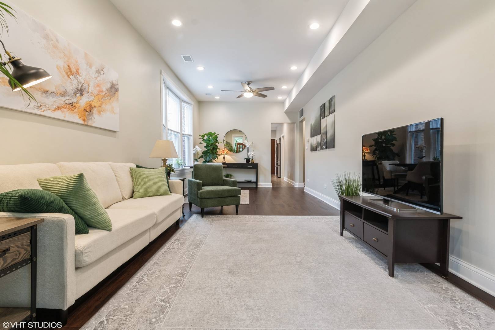 Chicago, IL 60622,2336 W Thomas ST #2F