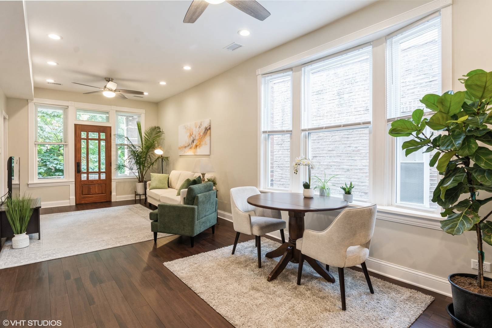 Chicago, IL 60622,2336 W Thomas ST #2F