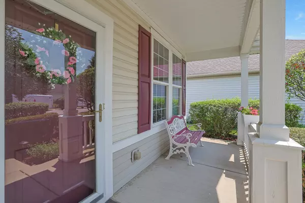 Huntley, IL 60142,12856 W ROCKSPRINGS LN