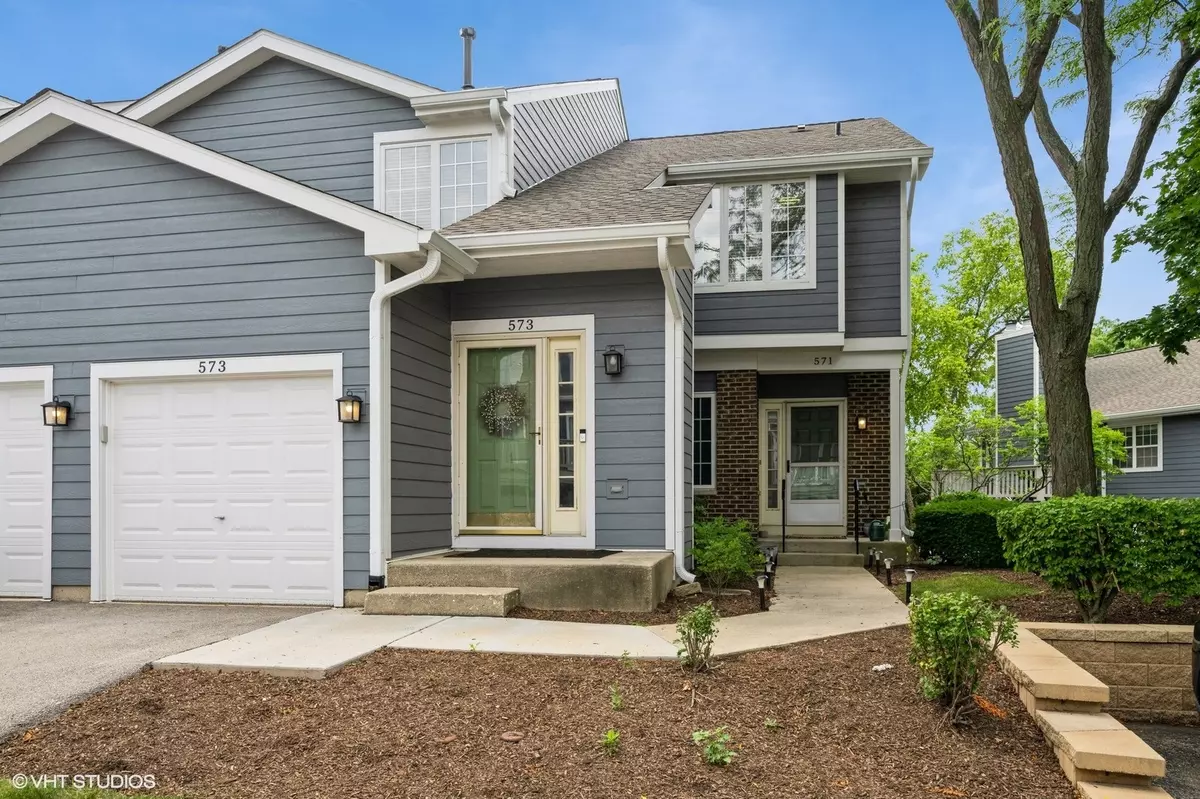 Palatine, IL 60067,573 W Parkside DR
