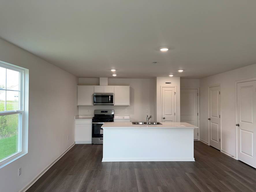 Union Grove, WI 53182,1110 58th RD #0015