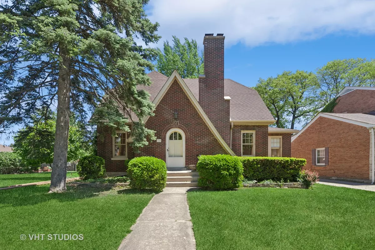 La Grange Park, IL 60526,733 N Kensington AVE