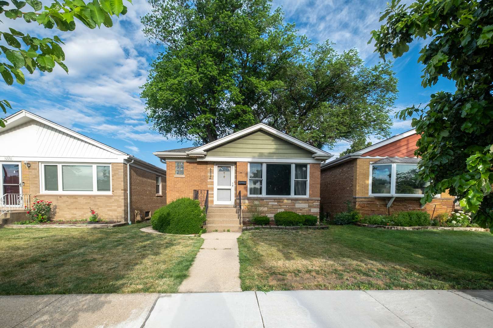 5224 N Cicero AVE, Chicago, IL 60630