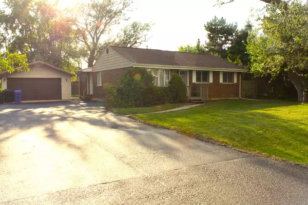 Justice, IL 60458,7926 S 83rd CT