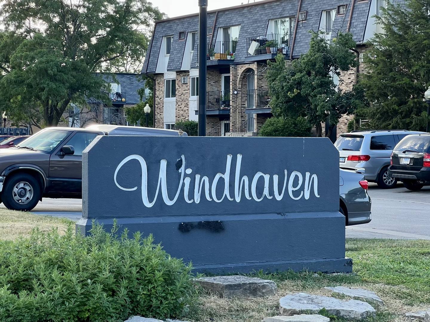 2A E Dundee Quarter DR #207, Palatine, IL 60074