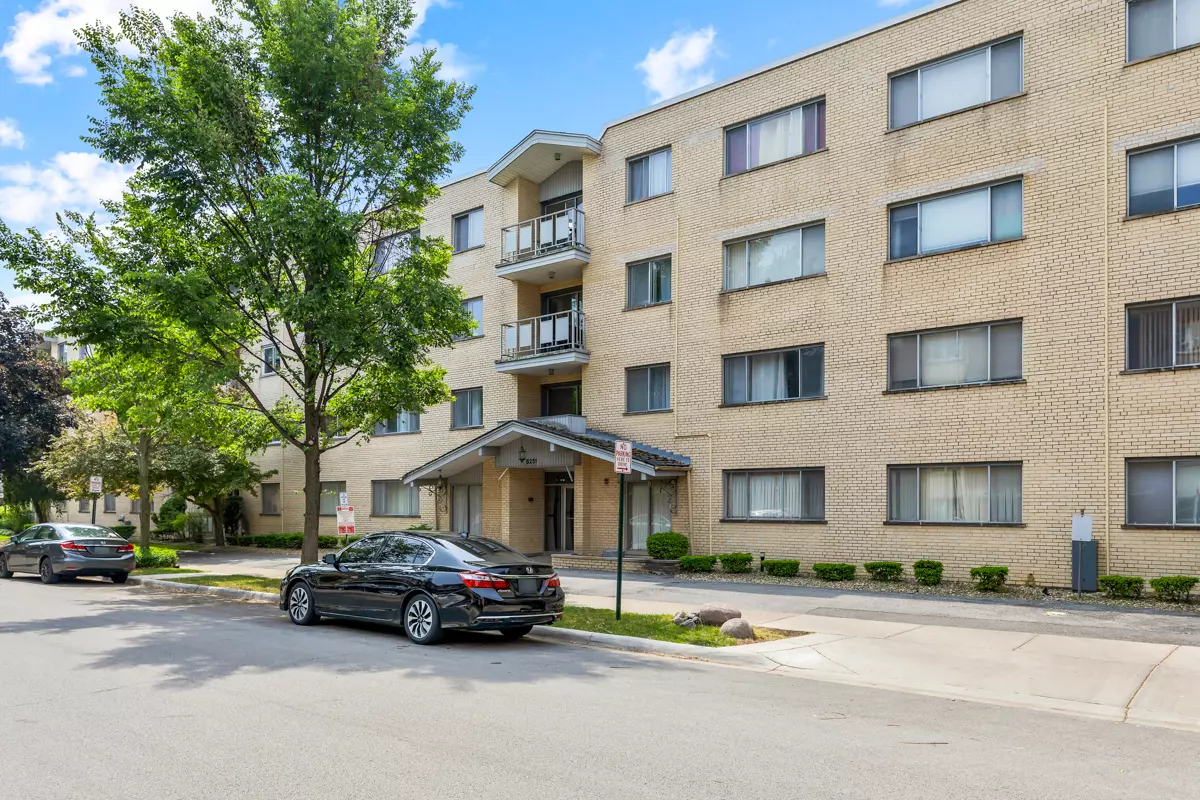 Skokie, IL 60077,5251 W GALITZ ST #311