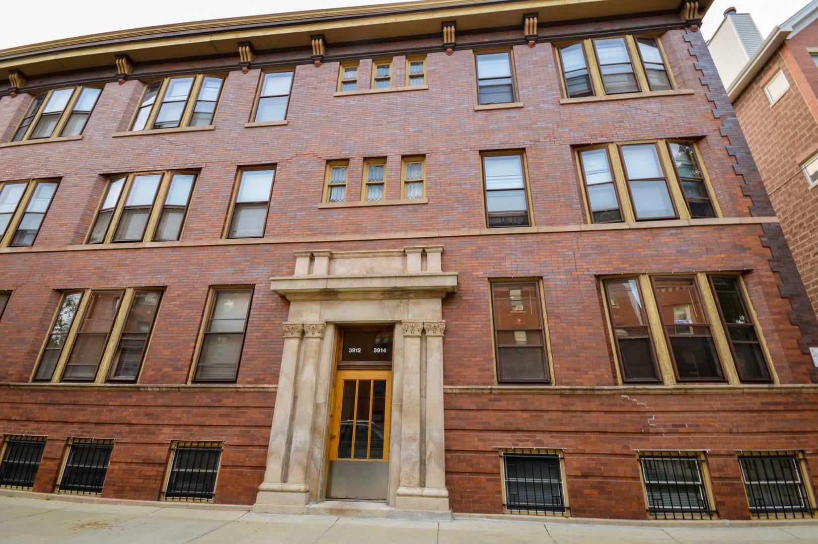 3912 N Greenview AVE #1, Chicago, IL 60613