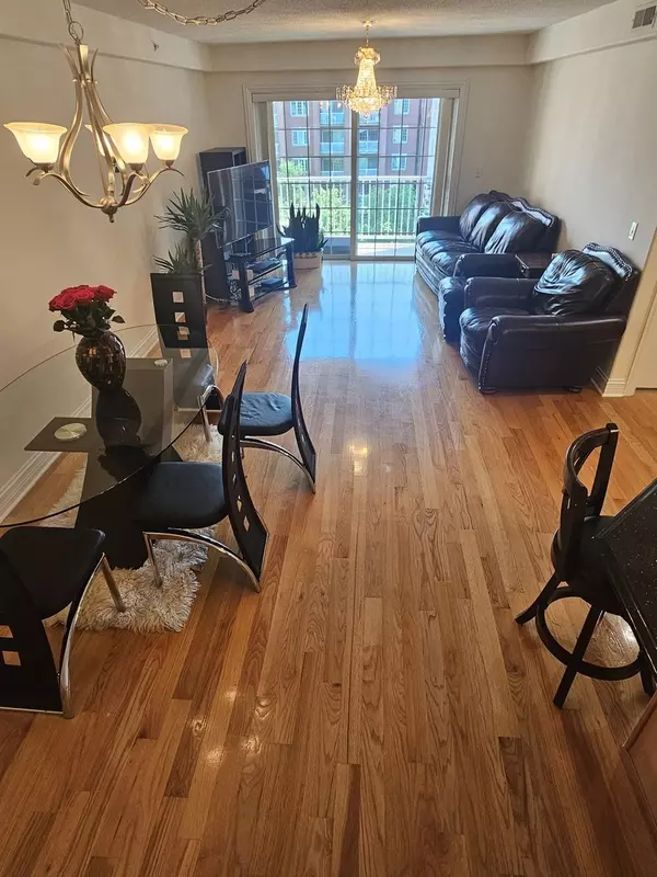 Harwood Heights, IL 60706,4833 N OLCOTT AVE #501