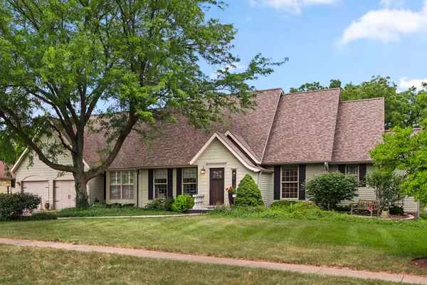 Dekalb, IL 60115,3063 Wedgewood DR