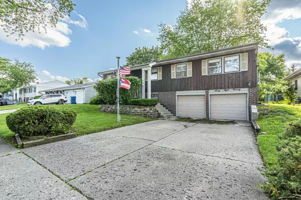 Hanover Park, IL 60133,6890 Hickory ST