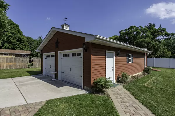 Beach Park, IL 60087,10415 W Ames AVE