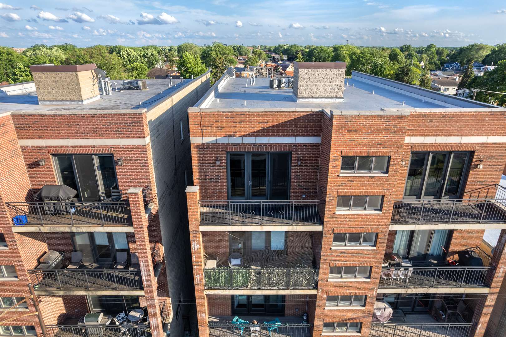 Chicago, IL 60634,7443 W Irving Park RD #4E