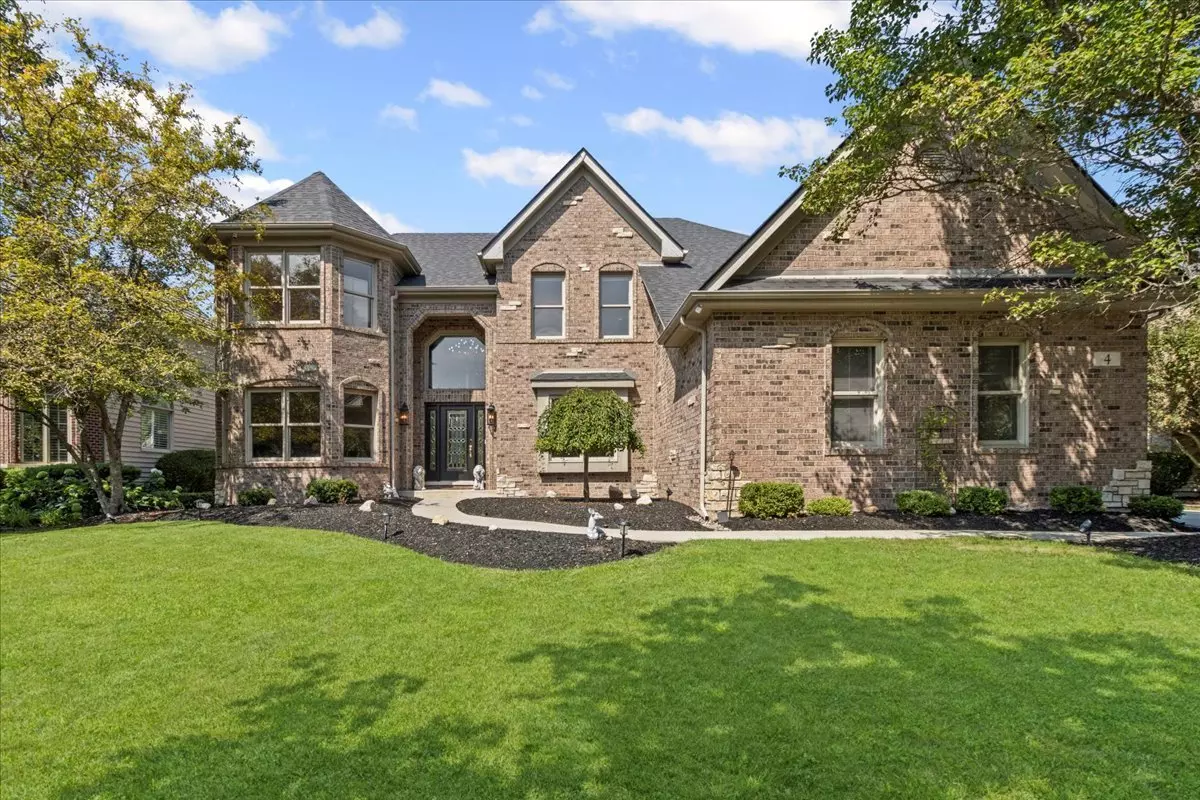 South Elgin, IL 60177,4 Persimmon LN