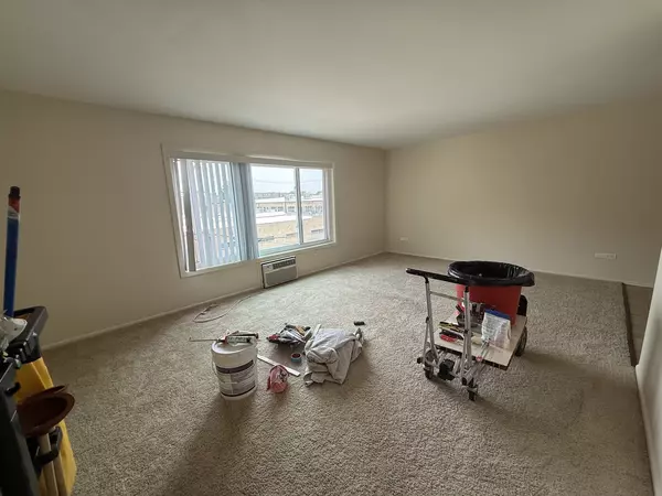 Oak Park, IL 60301,110 N Kenilworth AVE #2F