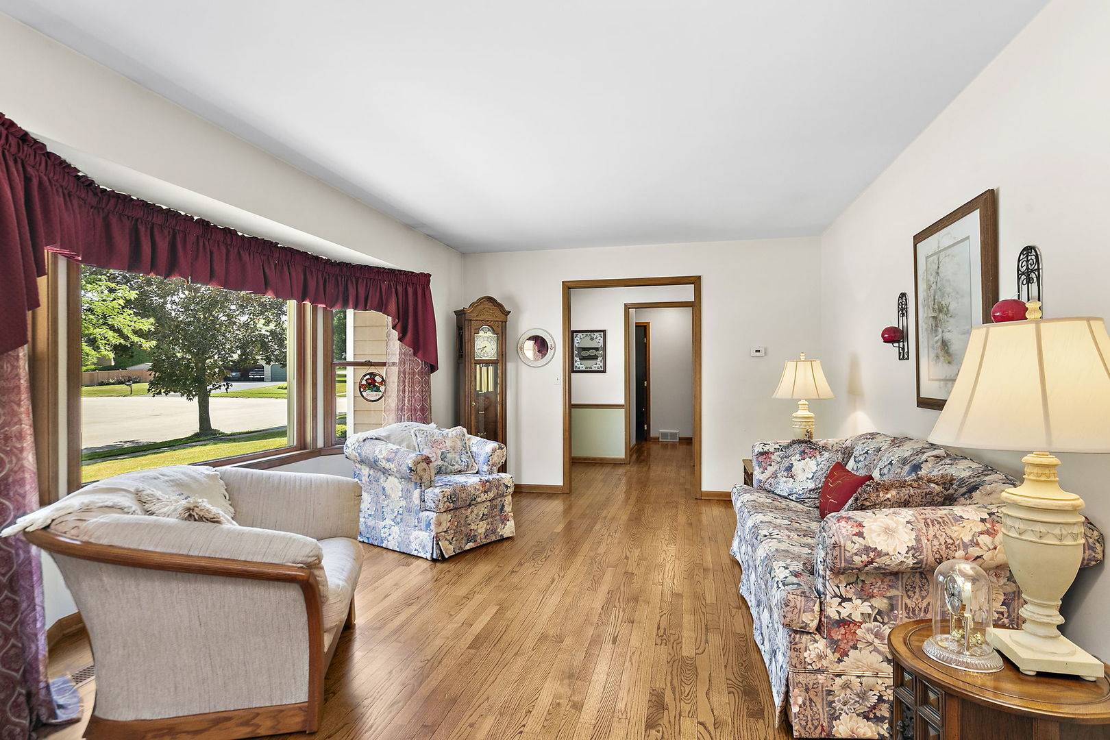 Cary, IL 60013,831 Crabtree LN