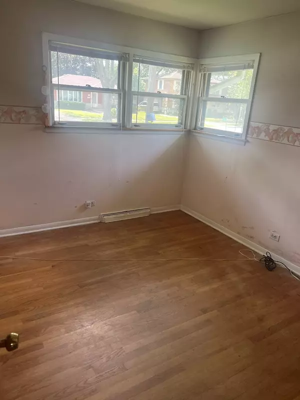 Elmhurst, IL 60126,3N446 N Howard AVE