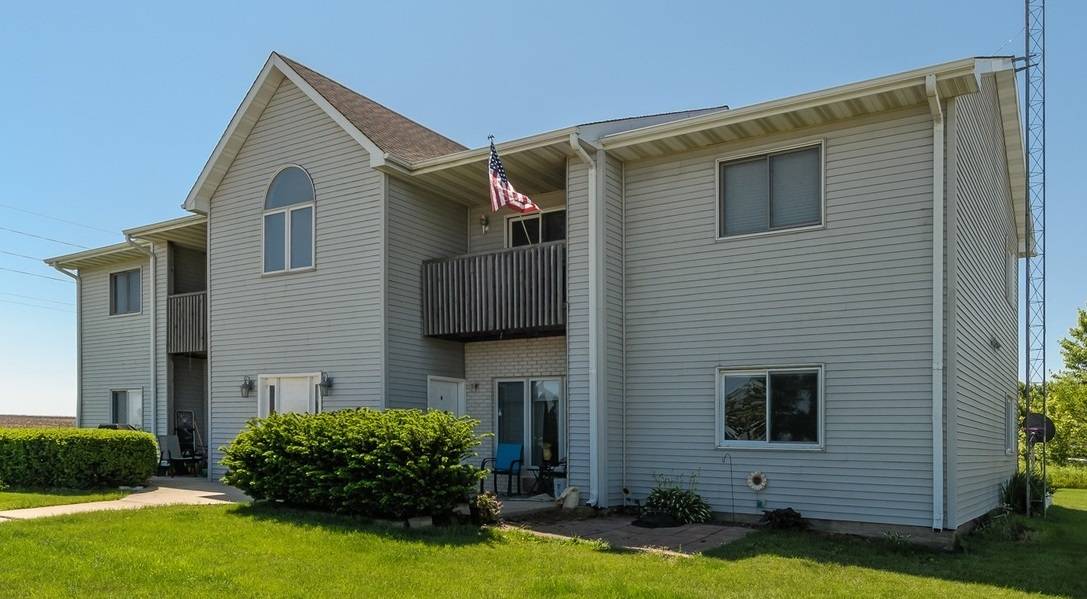 3147 E 24th RD #4, Marseilles, IL 61341