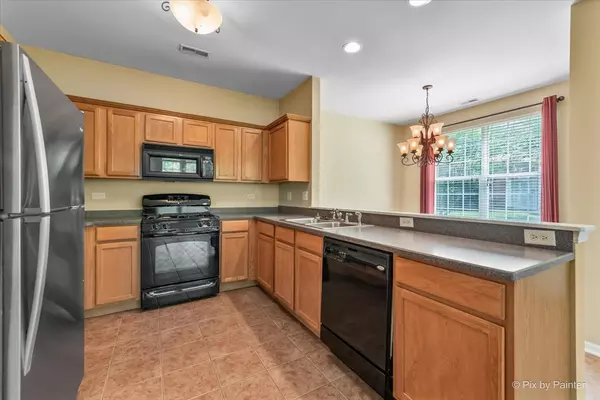 Algonquin, IL 60102,16 Christie CT #16