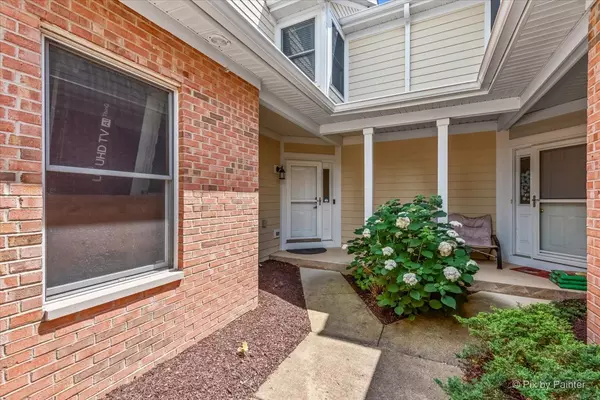 Lakewood, IL 60014,9196 Falcon Greens DR