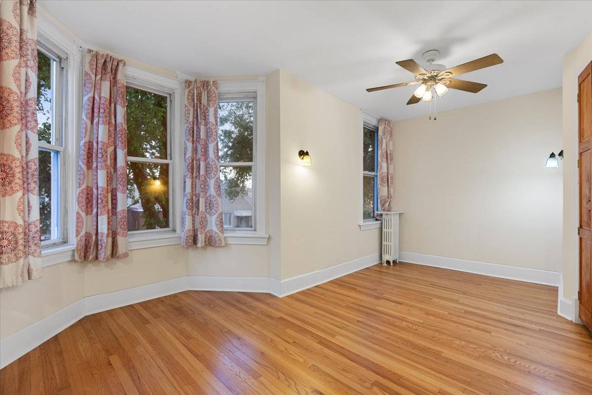 Chicago, IL 60608,3357 S Oakley AVE