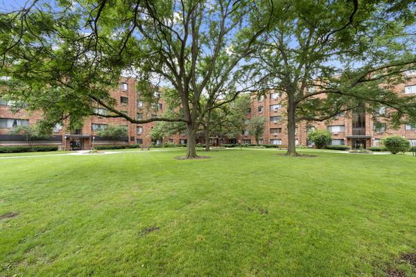 5310 N Chester AVE #124, Chicago, IL 60656