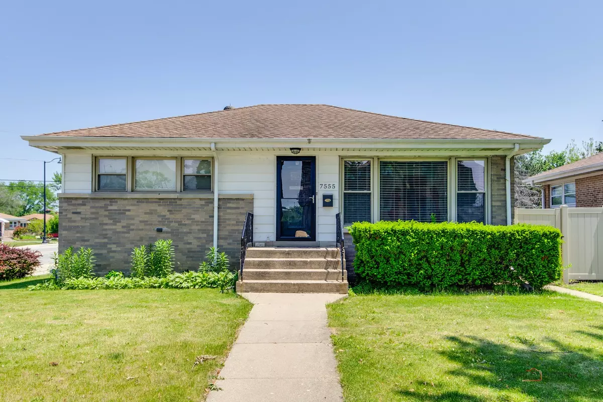 Niles, IL 60714,7555 N Nora AVE