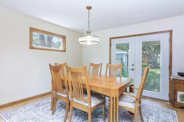 Downers Grove, IL 60516,6308 Saratoga AVE