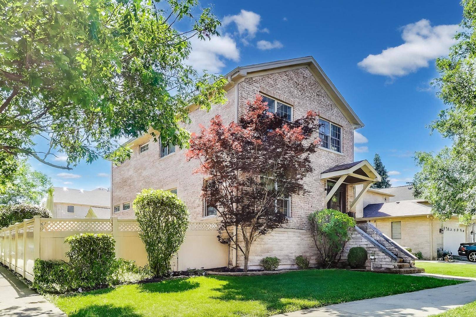 Chicago, IL 60631,6067 N OCONTO AVE
