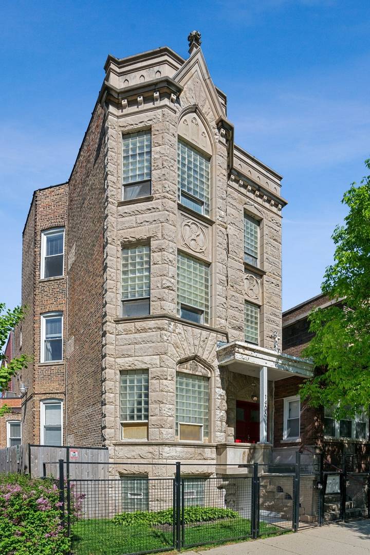 1406 N Washtenaw AVE #3, Chicago, IL 60622