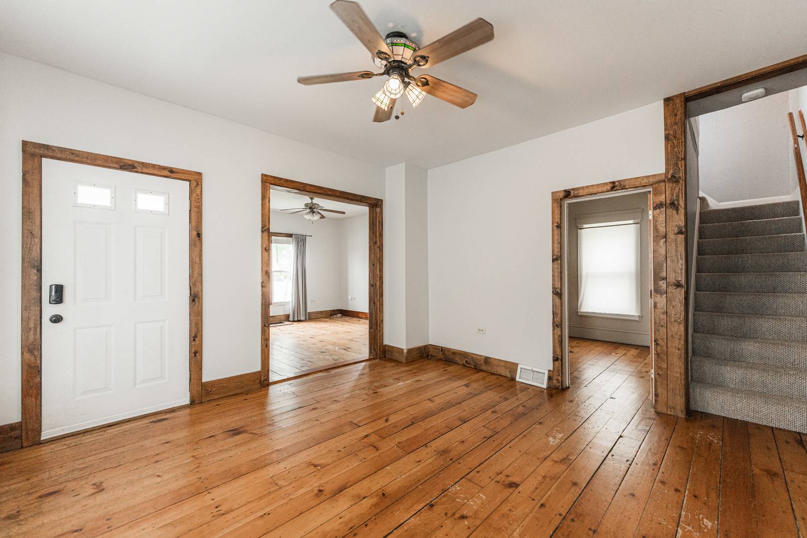 Dekalb, IL 60115,324 N 6th ST