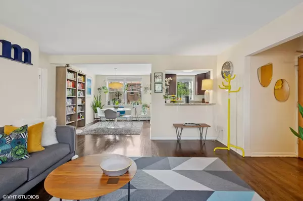 Chicago, IL 60625,2427 W FARRAGUT AVE #1A