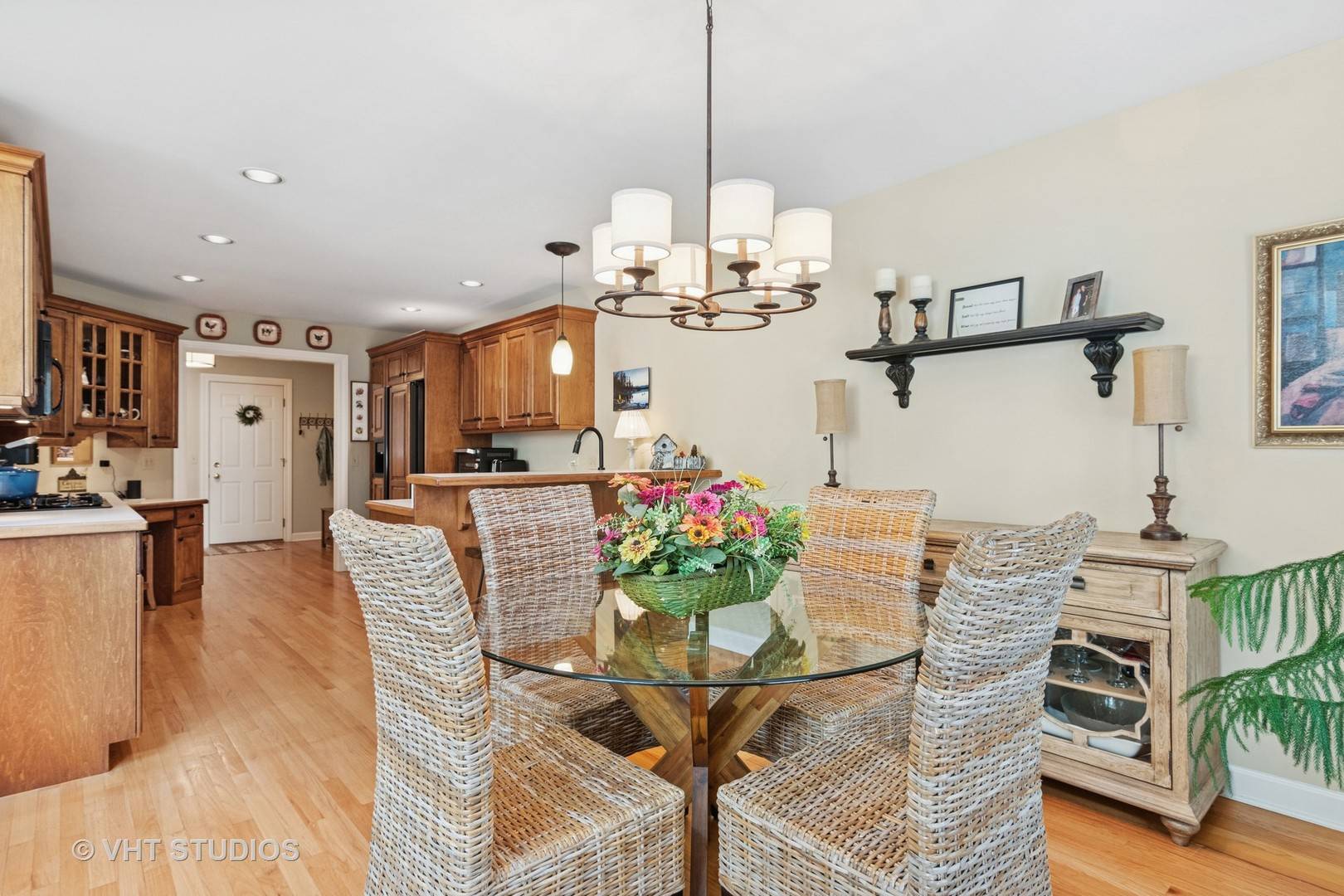 St. Charles, IL 60174,3716 King Charles LN