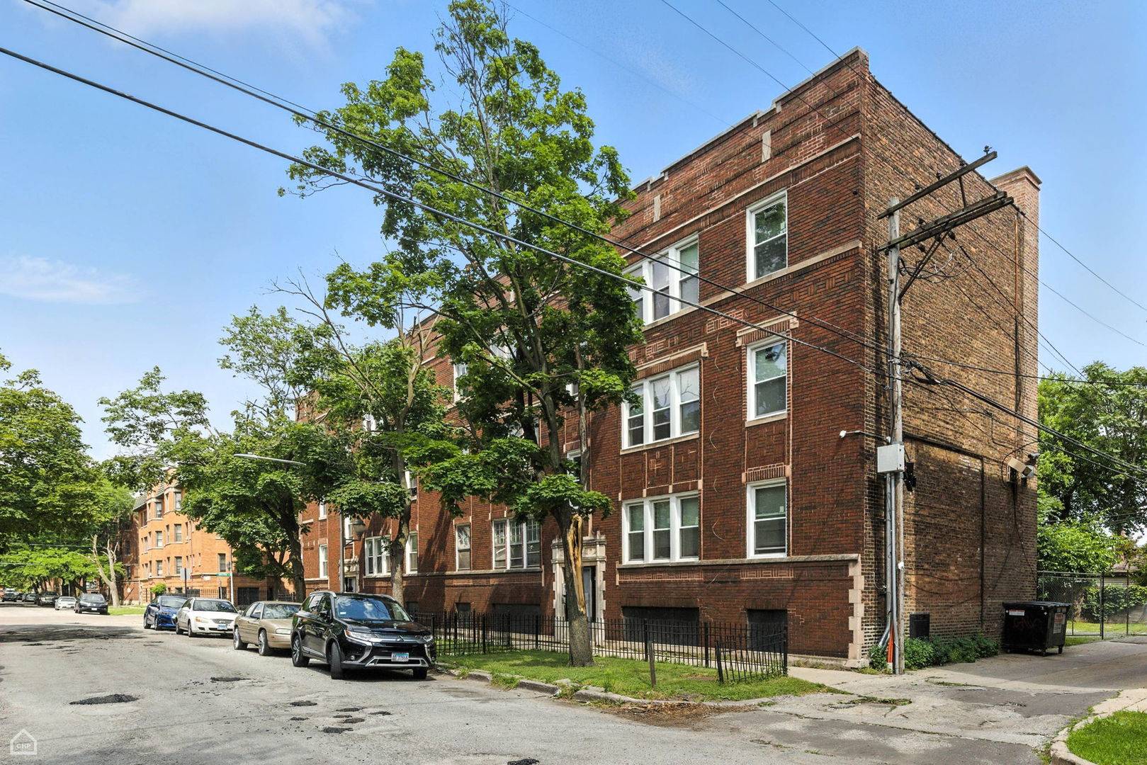 Chicago, IL 60619,936 E 80th ST