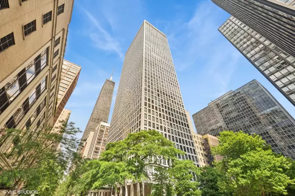 260 E CHESTNUT ST #3303, Chicago, IL 60611