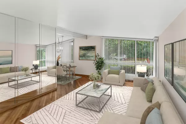 Wilmette, IL 60091,806 Lawler AVE