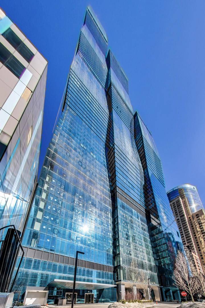 363 E Wacker DR #4202, Chicago, IL 60601