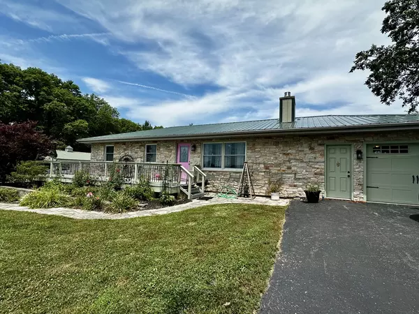 Clinton, IL 61727,6119 Little Galilee RD