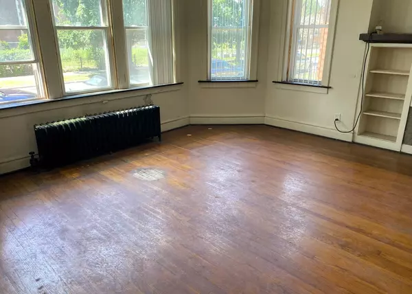 Chicago, IL 60620,108 W 81st ST