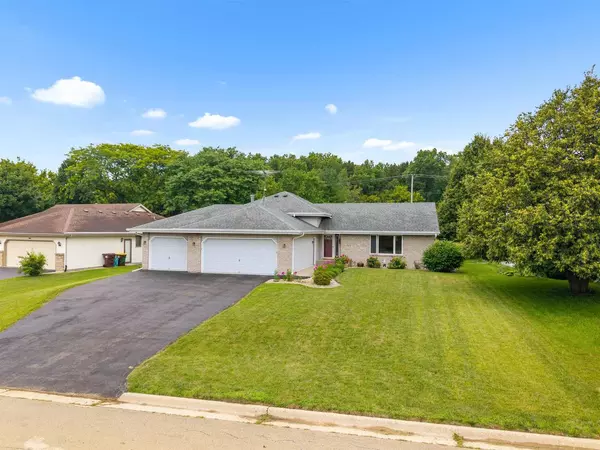 7578 DERBY CLOSE, Caledonia, IL 61011