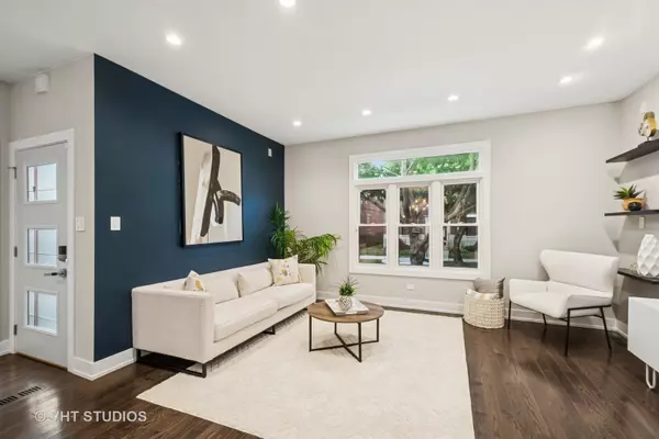 Chicago, IL 60616,3125 S Giles AVE