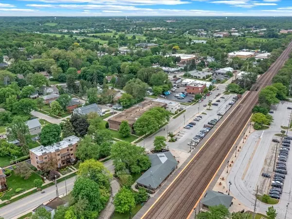 Lisle, IL 60532,4909 Spencer AVE #B