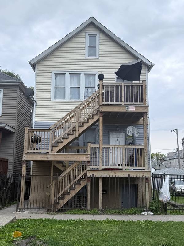 Chicago, IL 60617,8822 S Exchange AVE