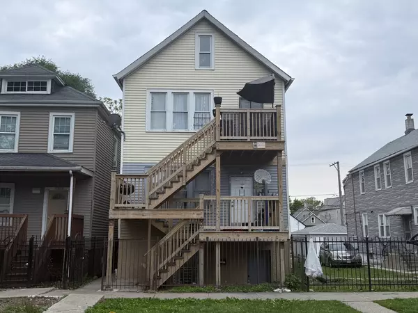 8822 S Exchange AVE, Chicago, IL 60617