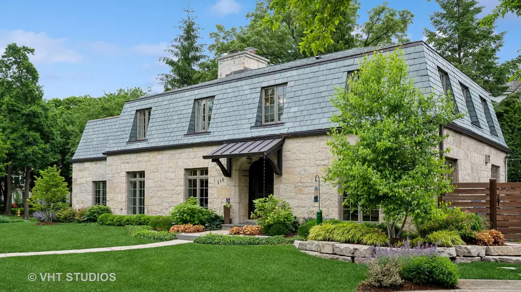 318 Sunset RD, Winnetka, IL 60093