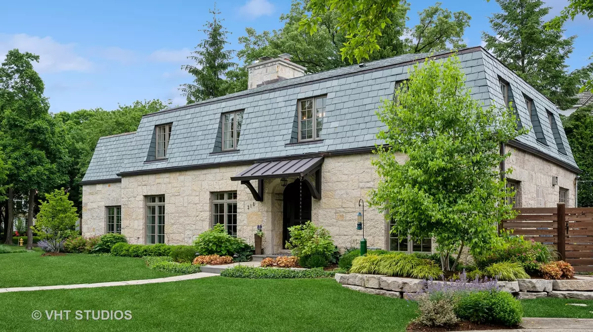 Winnetka, IL 60093,318 Sunset RD