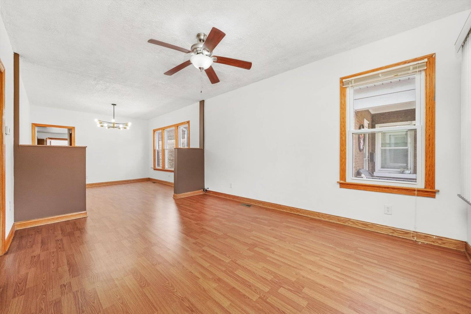 Chicago, IL 60629,3545 W 62nd PL