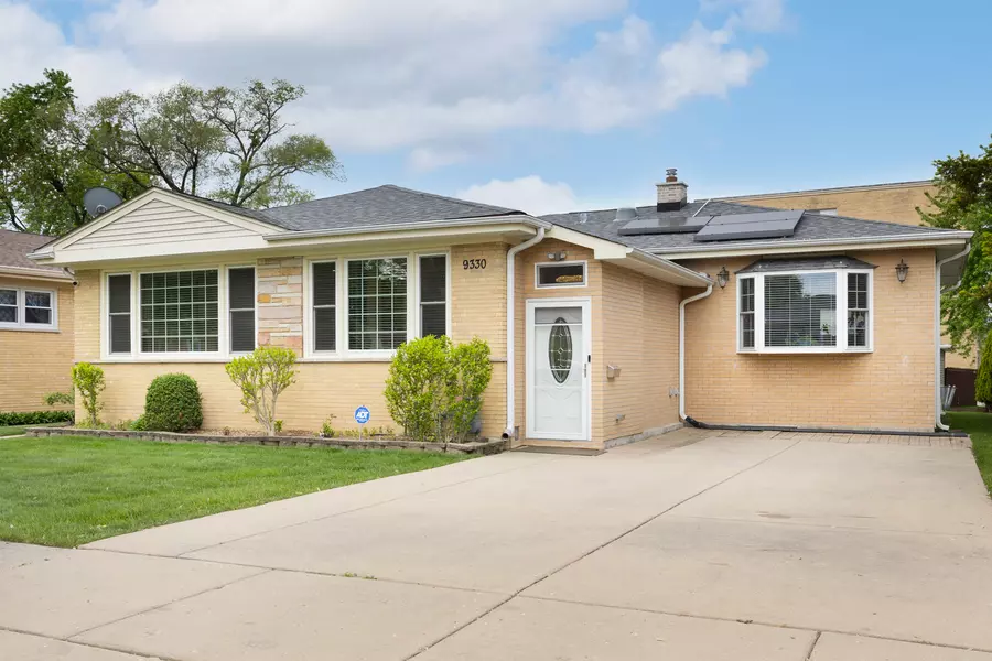 9330 Kolmar AVE, Skokie, IL 60076